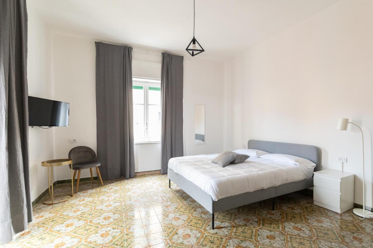 Nella'S Carlo III Apartment Nápoly Kültér fotó