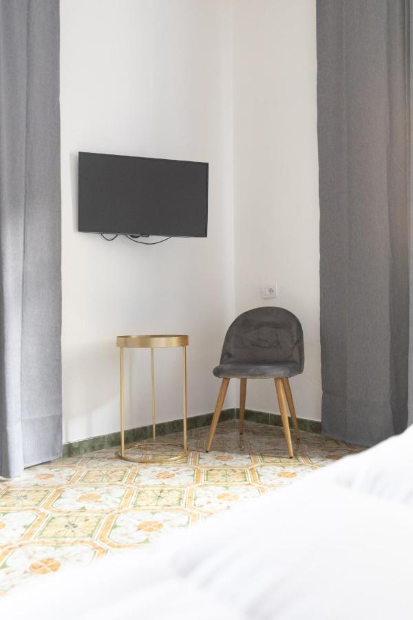 Nella'S Carlo III Apartment Nápoly Kültér fotó