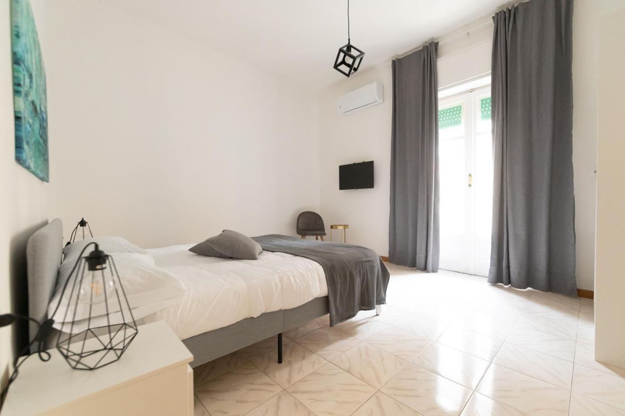 Nella'S Carlo III Apartment Nápoly Kültér fotó